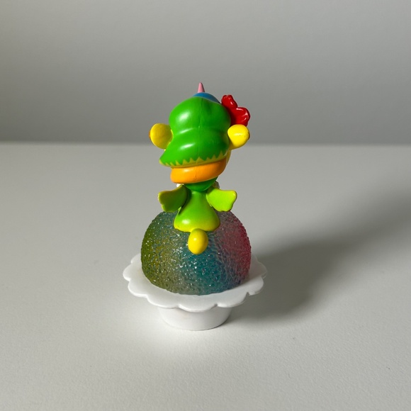 Tokidoki Delicious Unicorno Alohacorno Shaved Ice Rainbow Vinyl Figure (B9) - Picture 4 of 7